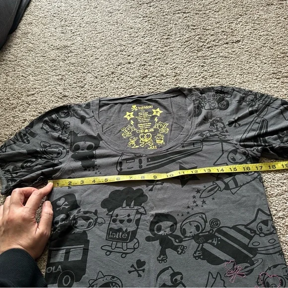 Lot of 3 Tokidoki T-Shirts size L - Picture 4 of 10